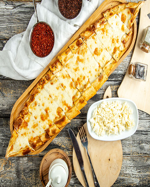 Kaşarlı Pide
