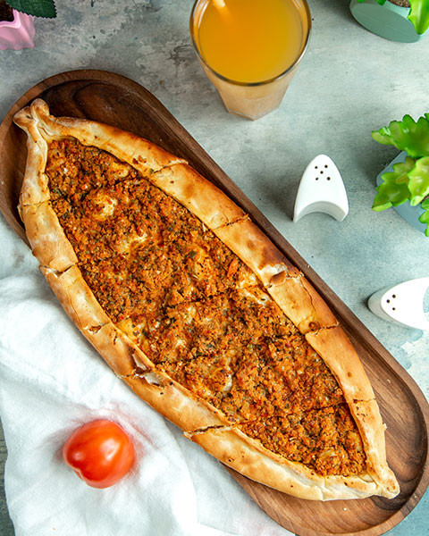 Kıymalı Pide