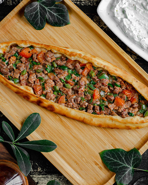 Kuşbaşılı Pide